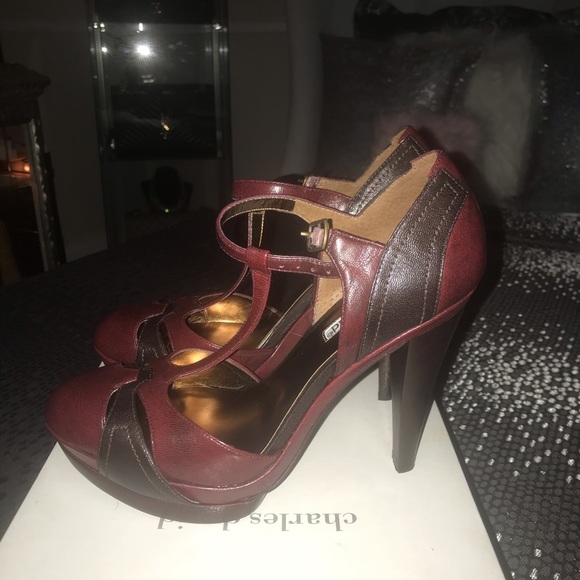 Shoes - Picture 2 of 5